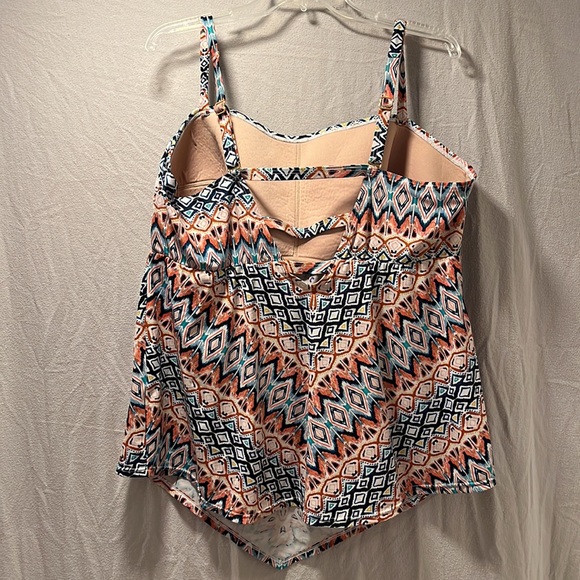 Swim by Cacique (Lane Bryant) Aztec Print Handkerchief Tankini Swim Top Size 24 - Picture 7 of 13